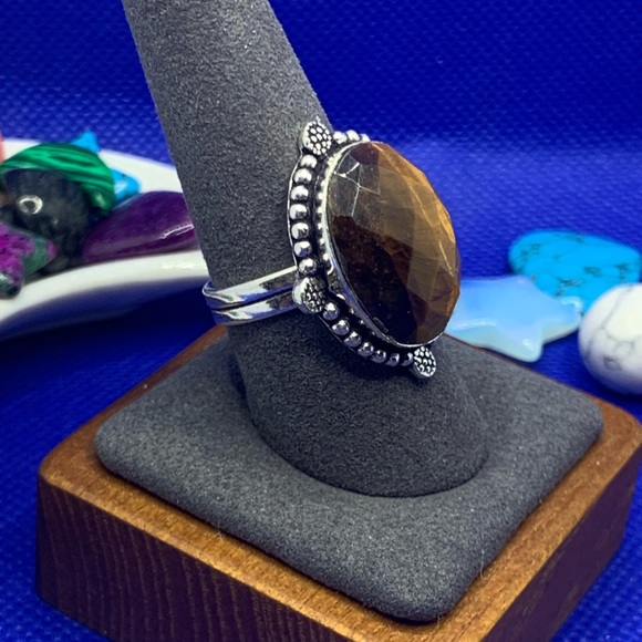 Stunning Faceted Tiger’s Eye Ring! .925 Sterling Silver Plated, Size 9.25 - Picture 4 of 9